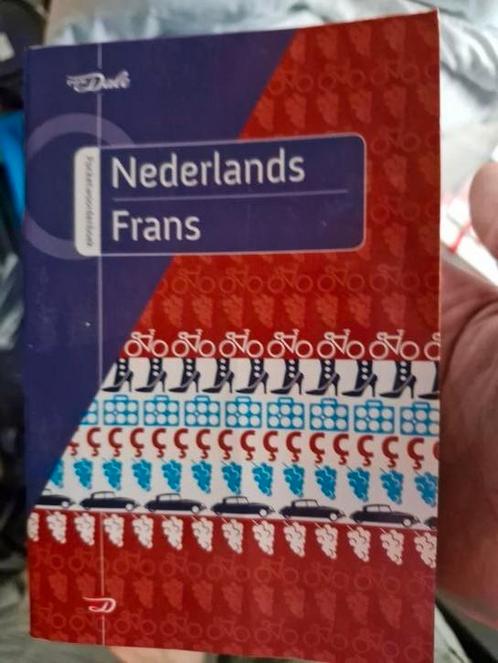 Van Dale pocketwoordenboek Nederlands-Frans, Boeken, Woordenboeken, Zo goed als nieuw, Frans, Van Dale, Ophalen of Verzenden