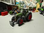 U.H FENDT 818, Hobby en Vrije tijd, Modelauto's | 1:32, Ophalen of Verzenden, Zo goed als nieuw, Tractor of Landbouw, SIKU