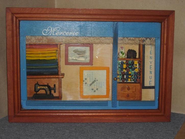 Kijkkastje merceriewinkel, Verzamelen, Poppenhuizen en Toebehoren, Gebruikt, Poppenhuis, Ophalen of Verzenden
