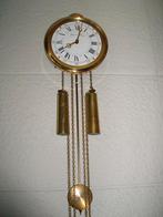 zeer mooie wand klok loopt en slaat de uren zoals het hoort, Antiek en Kunst, Antiek | Klokken, Ophalen