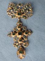 Vergulde broche met groen glas / steen inleg – ca. 1700 A.D., Ophalen of Verzenden, Koper, Broche, Verguld