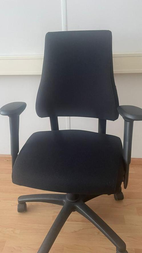BMA Axia Bureaustoel, Huis en Inrichting, Bureaustoelen, Zo goed als nieuw, Zwart, Ergonomisch, Ophalen