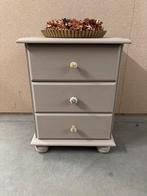 Brocante ladekast, Huis en Inrichting, Kasten | Ladekasten, Zo goed als nieuw, 3 of 4 laden, Minder dan 100 cm, Grenenhout