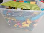 Grote bak Duplo en tevens treinrails, Kinderen en Baby's, Speelgoed | Bouwstenen, Ophalen, Gebruikt