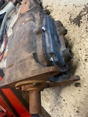 Gm 4 speed saginaw beschikbaar voor biedingen