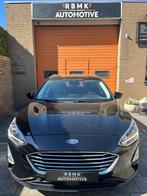 Ford Focus Wagon 1.0 EcoBoost Titanium Business, Auto's, 125 pk, Gebruikt, 1283 kg, Leder en Stof