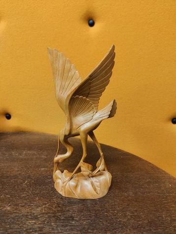 Unieke Vintage Balinese Kraanvogel Houtsnijwerk Njana Tilem beschikbaar voor biedingen