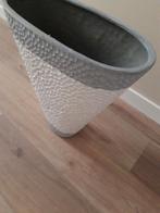 Hoge planten pot / vaas, Ophalen, 40 cm of meer, Zo goed als nieuw, Balkon