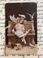 1910 Duiven voeren (HH), Verzamelen, Ansichtkaarten | Themakaarten, Ophalen of Verzenden, Voor 1920, Gelopen, Kinderen