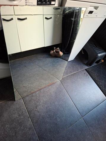 Spiegel 60x80cm - Gratis af te halen! beschikbaar voor biedingen