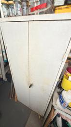 Ijzekeren kast waar gereedschap in kan, Gebruikt, Metaal, 150 tot 200 cm, 25 tot 50 cm