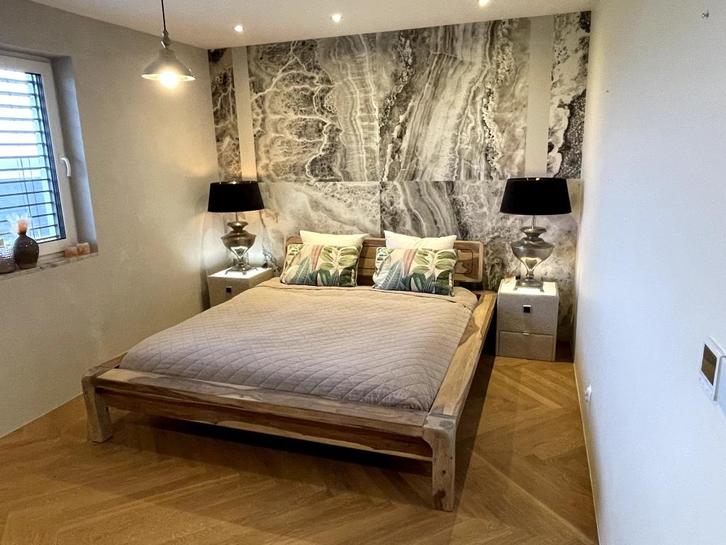 Luxe Bedset 180x200 acaciahout + kasten en lampen, Huis en Inrichting, Overige Huis en Inrichting, Zo goed als nieuw, Ophalen of Verzenden
