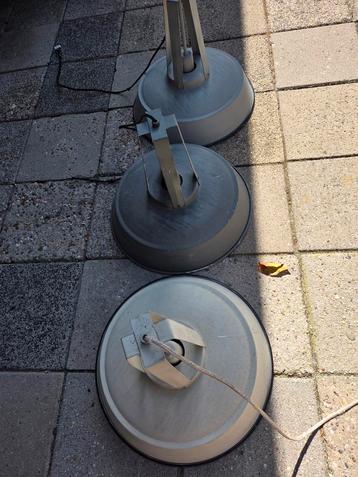 Industriële Hanglampen 3 stuks beschikbaar voor biedingen