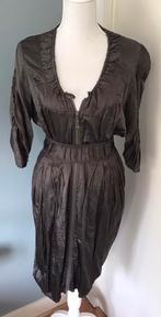 Mooie bruine jurk in glanzende stof, merk Steps - maat 40, Knielengte, Maat 38/40 (M), Ophalen of Verzenden, Steps