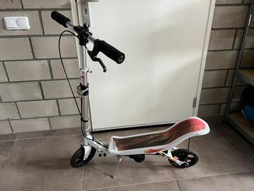Space scooter beschikbaar voor biedingen