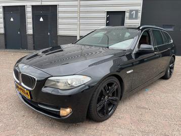 BMW 5-Serie 525D Touring 150KW Aut8 2011 Zwart beschikbaar voor biedingen
