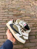 Nike x Travis Scott Air Jordan 1 Low Olive US 8.5, Overige kleuren, Nieuw, Ophalen of Verzenden, Sneakers of Gympen