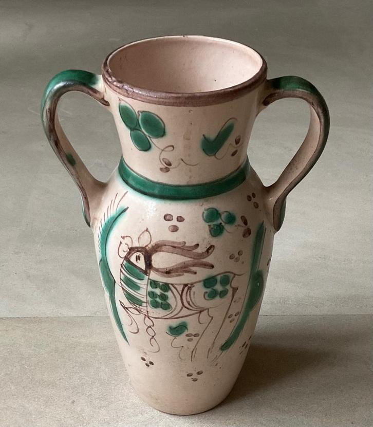 Fraaie keramiek amfora vaas decor hert van Artesa Manises, Huis en Inrichting, Woonaccessoires | Vazen, Zo goed als nieuw, Minder dan 50 cm