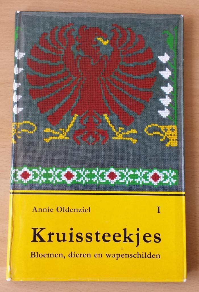 Kruissteekjes 1 - Annie Oldenziel - 1963, Hobby en Vrije tijd, Borduren en Borduurmachines, Gebruikt, Patroon, Handborduren, Ophalen of Verzenden