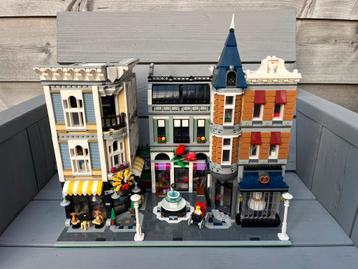 Brickset Het Plein 10255 compleet, schoon en uit gesorteerd beschikbaar voor biedingen
