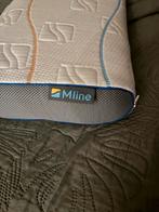 Mline kussen voor zijslaper - 5 jaar oud, Gebruikt, Ophalen of Verzenden, Kussen, Overige kleuren