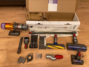  Dyson V12 Slim Absolute Vacuum – Like New!  beschikbaar voor biedingen