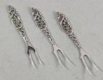 3 zilveren cocktail prikkers Rococo antiek 835 zilver, Ophalen of Verzenden, Zilver