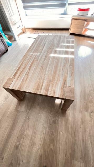 Salontafel beschikbaar voor biedingen