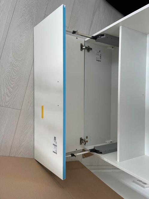 Gezocht: klusser, Huis en Inrichting, Keuken | Complete keukens, Zo goed als nieuw, Wit, Ophalen