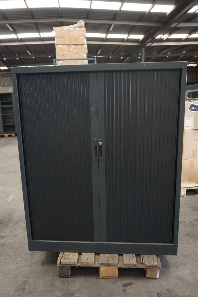 Archiefkast, roldeurkast gereedschapskast zonder borden, Huis en Inrichting, Kasten | Roldeurkasten en Archiefkasten, Gebruikt