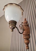 Vintage opaline wandlamp - Eikenhout / Messing, Ophalen, Zo goed als nieuw, Glas, Art Nouveau
