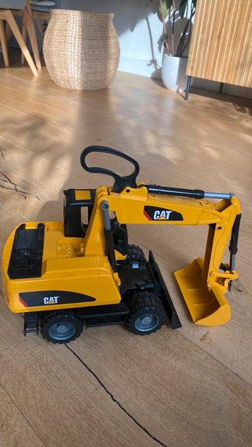 Bruder Caterpillar graafmachine beschikbaar voor biedingen