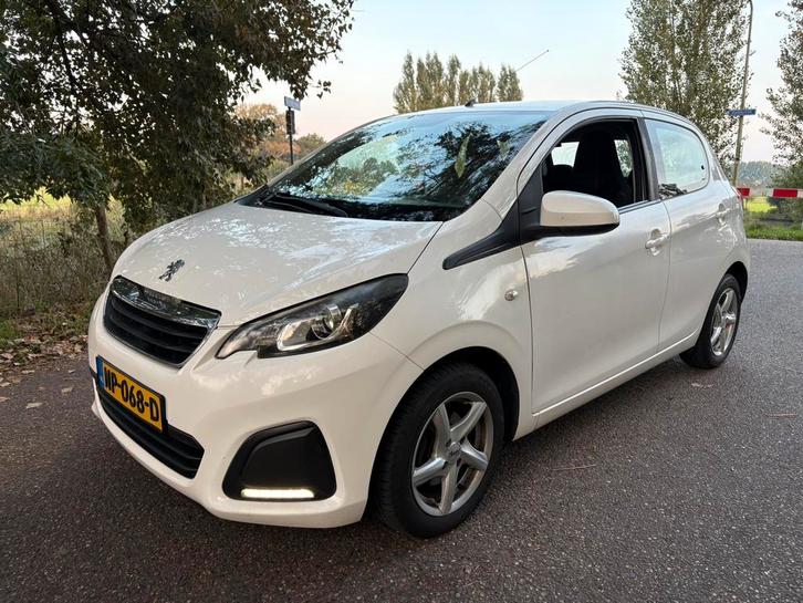 Peugeot 108 1.0 12V E-vti 51KW 5DR 2015 Wit, Auto's, Peugeot, Bedrijf, ABS, Airbags, Airconditioning, Bluetooth, Boordcomputer