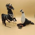 2 Oude Folkart Kralen Dierfiguren Paard  Vogel, Antiek en Kunst, Ophalen of Verzenden