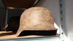 Duitse helm m40 Quist relic, Ophalen of Verzenden, Landmacht, Duitsland, Helm of Baret
