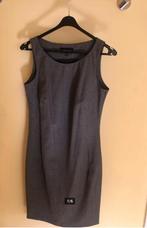 chic grijs jurkje Patrizia Pepe mt 44 NL 38 nieuwstaat, Kleding | Dames, Zo goed als nieuw, Patrizia Pepe, Grijs, Boven de knie