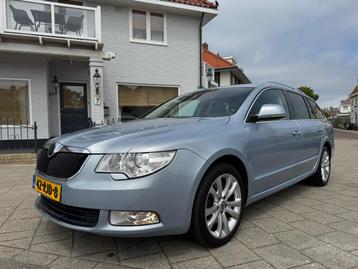 Skoda Superb 1.8 TSI station weinig km Nwe Staat!!! beschikbaar voor biedingen