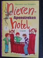 Dierenhotel - Apenstreken - Harmen van Straaten, Ophalen of Verzenden, Gelezen, Harmen van Straaten, Fictie algemeen
