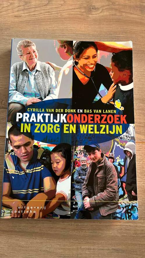 Cyrilla van der Donk - Praktijkonderzoek in zorg en welzijn, Boeken, Schoolboeken, Zo goed als nieuw, Nederlands, Overige niveaus