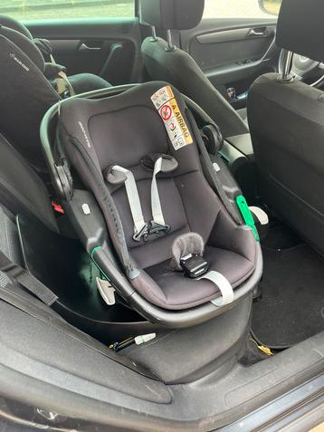 Maxi cosi coral 360 inclusief base  beschikbaar voor biedingen