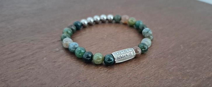 Groene Rebel en Rose armband vrouwen dames mannen & and S, Sieraden, Tassen en Uiterlijk, Armbanden, Zo goed als nieuw, Elastiek