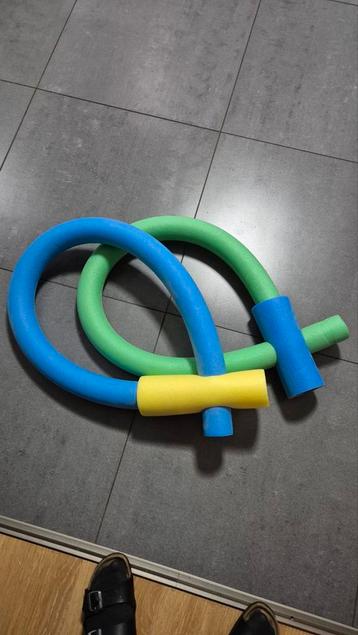 2 x Zwembad Speelbuis Noodle Drijfbuis -  gratis beschikbaar voor biedingen