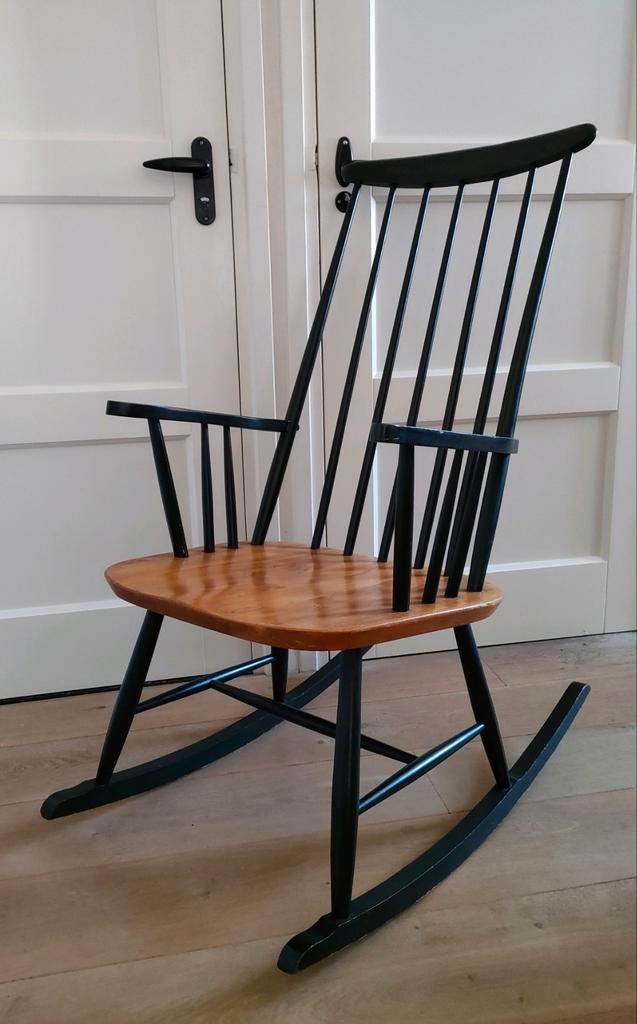 Deense schommelstoel Ilmari Tapiovaara vintage design stoel, Huis en Inrichting, Fauteuils, Gebruikt, Hout, 50 tot 75 cm, Ophalen