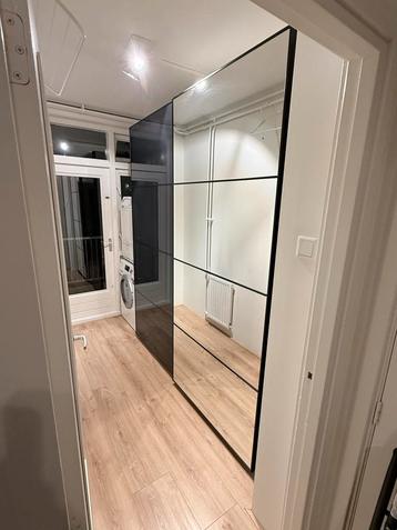 Ikea Pax Kast - Ruimtebesparend! beschikbaar voor biedingen