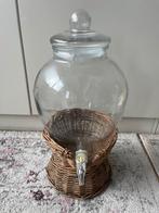 Glazen drankdispenser met rieten voet, Ophalen of Verzenden, Zo goed als nieuw