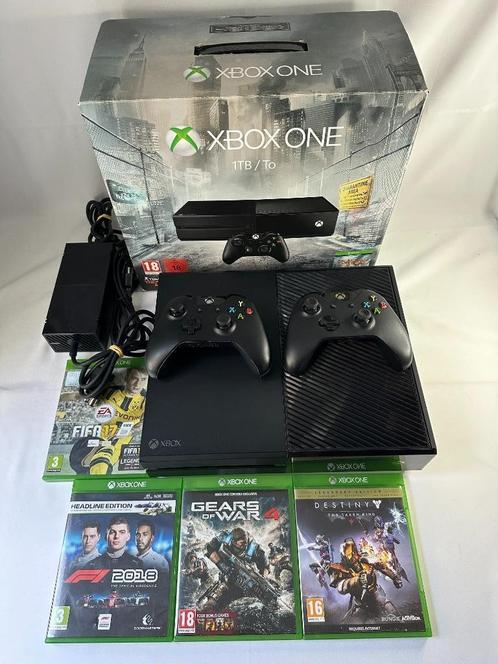 Xbox One 1TB The Division bundel met 2 controllers en 4 game, Spelcomputers en Games, Spelcomputers | Xbox One, Zo goed als nieuw