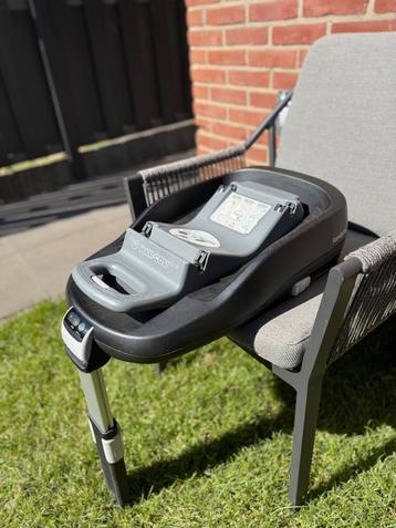 Maxi-cosi familyfix isofix base beschikbaar voor biedingen