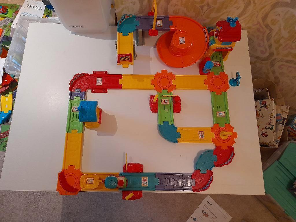 Vtech Toet Toet Auto treinbaan, Kinderen en Baby's, Speelgoed | Vtech, Ophalen, Gebruikt, 2 tot 4 jaar