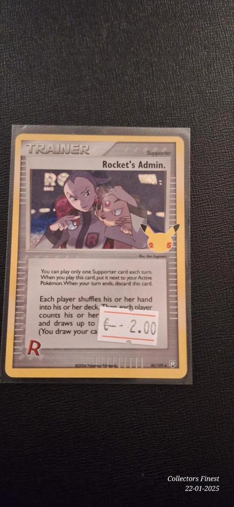 Rockets admin celebrations cel 83, Hobby en Vrije tijd, Verzamelkaartspellen | Pokémon, Zo goed als nieuw, Losse kaart, Ophalen of Verzenden