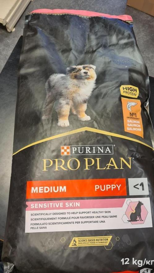 Pro Plan Medium Puppy sensitive skin zalm - 12 kg breukzak, Dieren en Toebehoren, Dierenvoeding, Hond, Ophalen of Verzenden